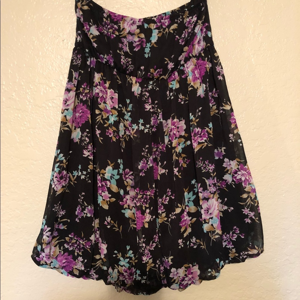 Like New Floral Print Strapless Babydoll Dress